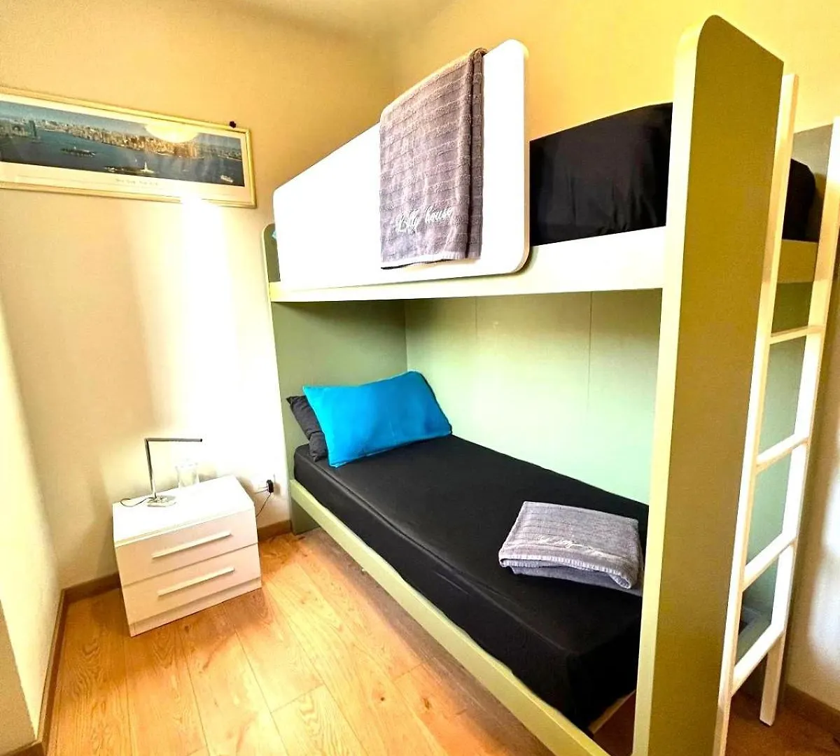 Lilly House Apartment Moniga del Garda 0*,  Italy